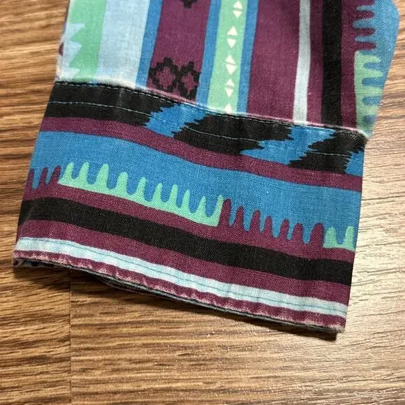 Vintage Wrangler Long Tail Aztec Striped Shirt Mens 16.5-34 Cowboy Country - Picture 8 of 9